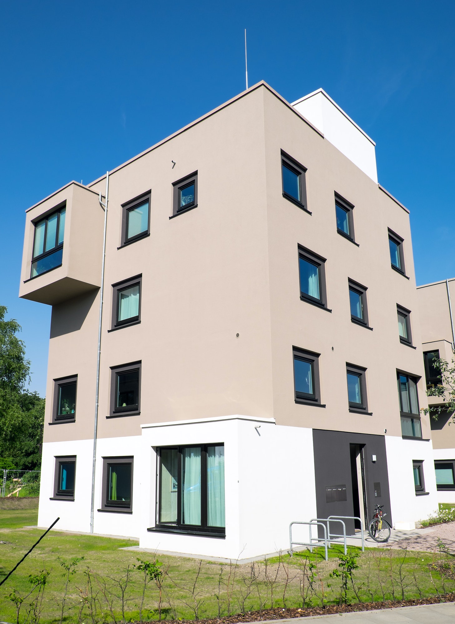 modern-townhouse-in-germany.jpg modern-townhouse-in-germany.jpg